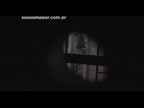 ❤️ Ξανθιά κοπέλα βιντεοσκοπήθηκε κρυφά από ηδονοβλεψία της γειτονιάς κρυμμένο πίσω από κούφια τούβλα Πλάκες, στο el.pornolemon.ru